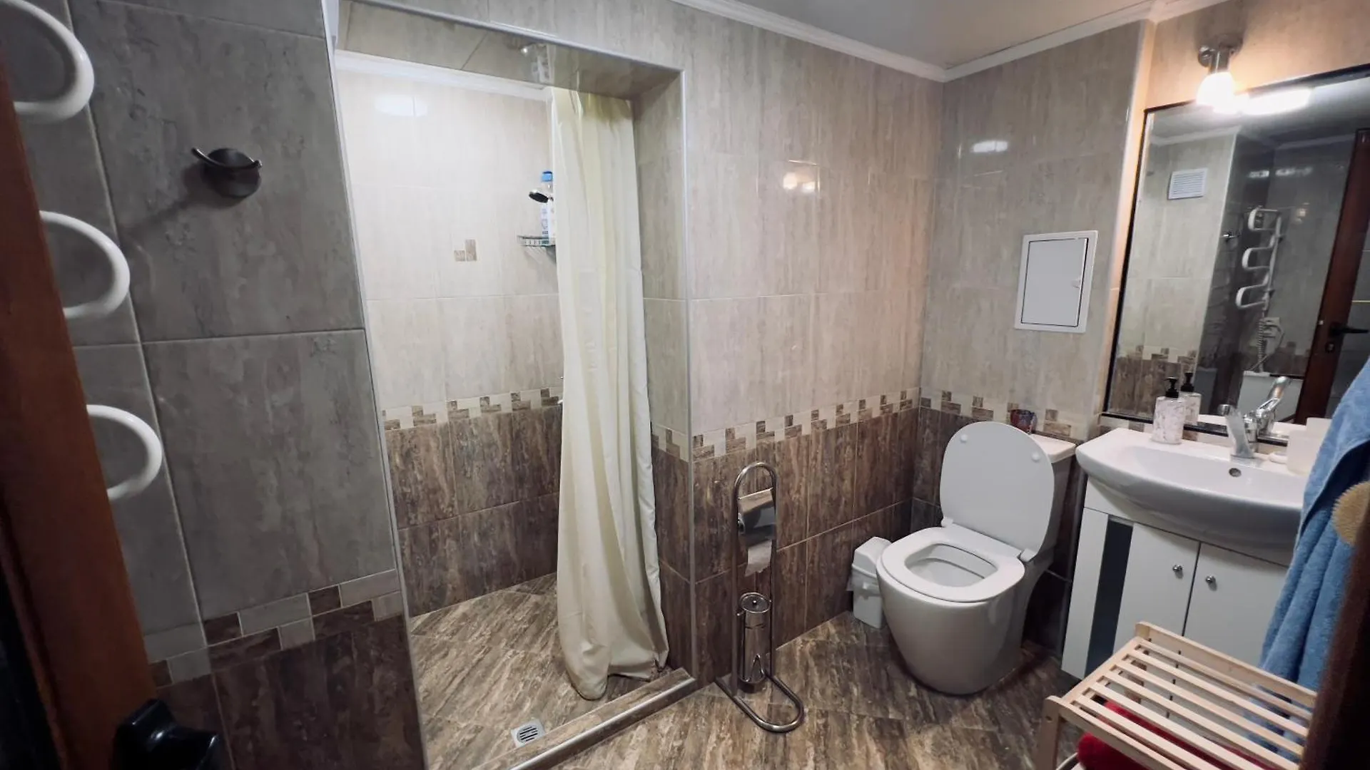 Cosy Rooftop In Center Sofia Apartment