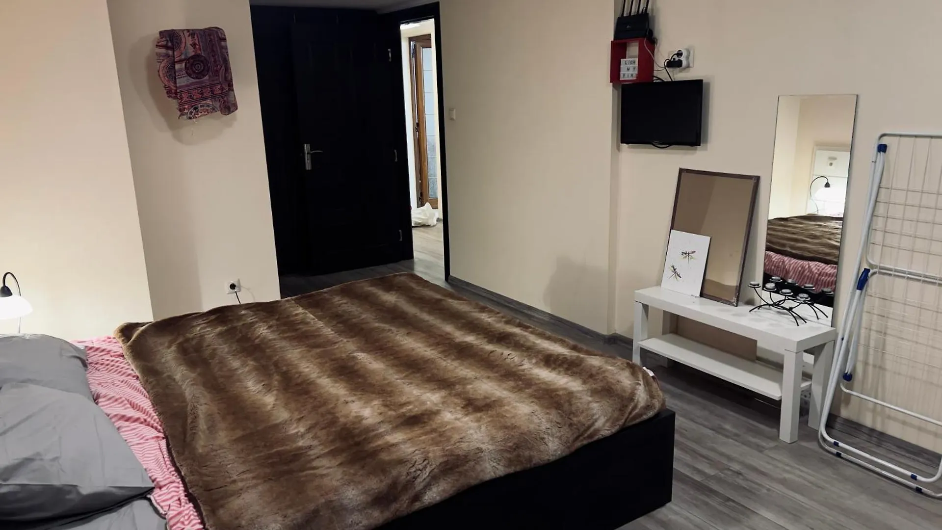 Cosy Rooftop In Center Sofia Apartment