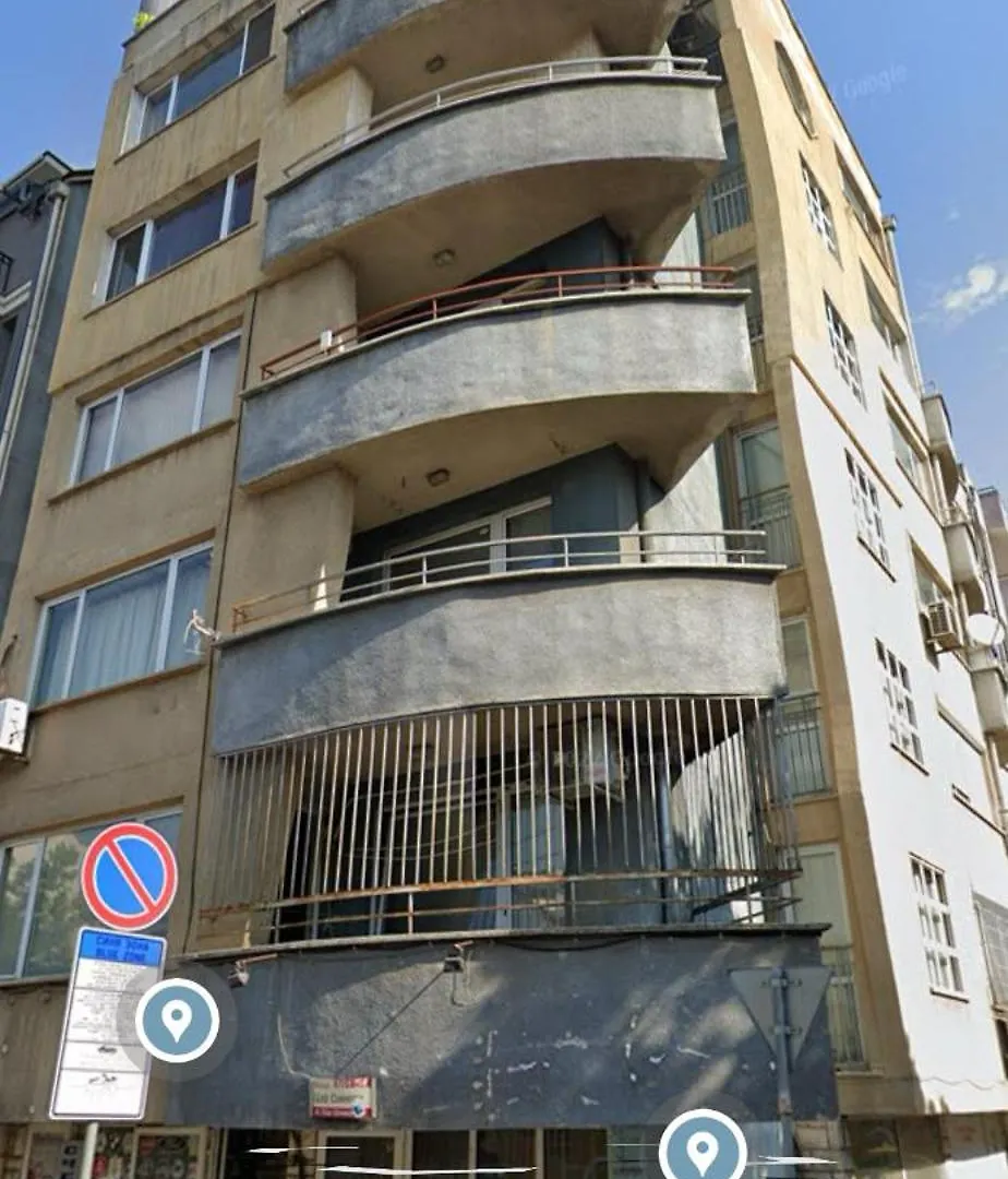 Apartment Cosy Rooftop In Center Sofia